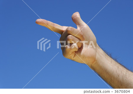 hand as a gun 3670804