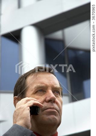 businessman on phone 3670965