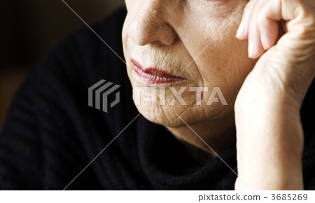 old woman old woman 3685269