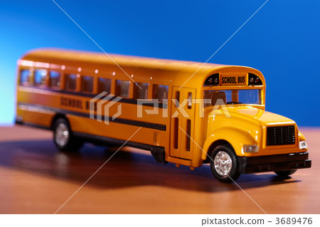 School bus 3689476