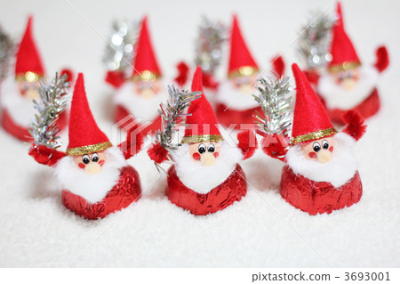 A lot of Santa Claus 3693001