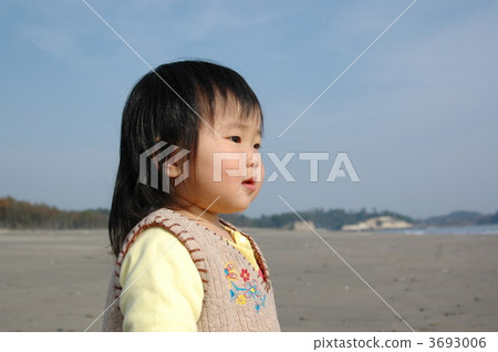 看著大海的嬰兒 看著大海的嬰兒 3693006