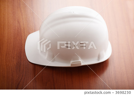 white hardhat 3698230