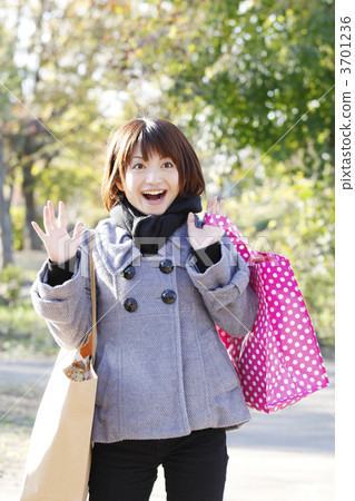 Shopping image (Model: Otomo Ayumi) Shopping image (Model: Otomo Ayumi) 3701236
