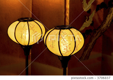 紙做的燈或燈籠 閃爍的 輕 3706837