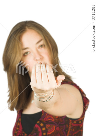 come here beautiful woman 3711295