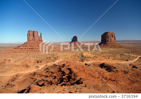 美國的壯麗景色 - 紀念碑谷（從遊客中心看到的景色） 3716394