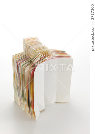 Recycling paper packs 3717300