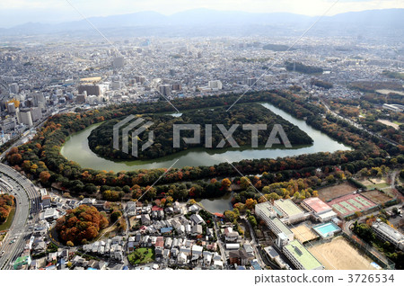 Aerial photograph of Emperor Nintoku 3726534