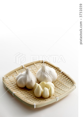 白色的六片 大蒜 蒜 3731039