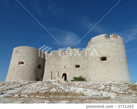 old castle, an old castle, marseille 3731265