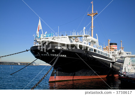 Hikawa Maru at Yamashita Park Hikawa Maru at Yamashita Park 3738617