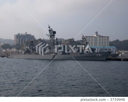 Maritime Self Defense Force: escort ship "Hakata" 3739946