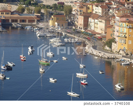 Harbor at the Cote d'Azur 3740108