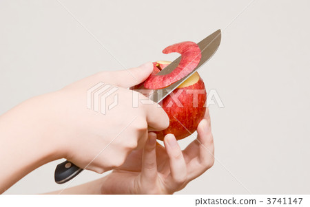 skin peeling, peeling, apple 3741147