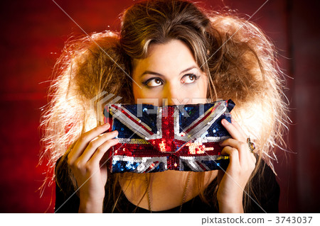 Eccentric British woman 3743037