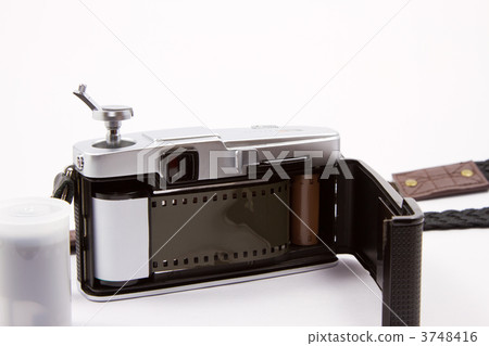 Olympus PEN-F [silver salt camera] 3748416