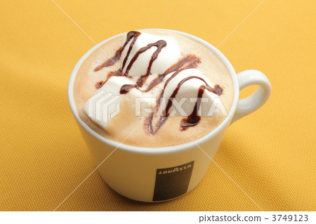 Marshmallow mocha 3749123