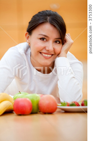 Healthy eating woman 3753300