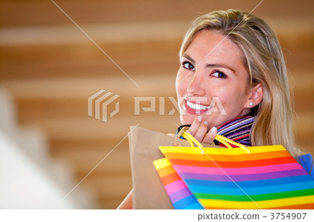 Beautiful shopping woman 3754907