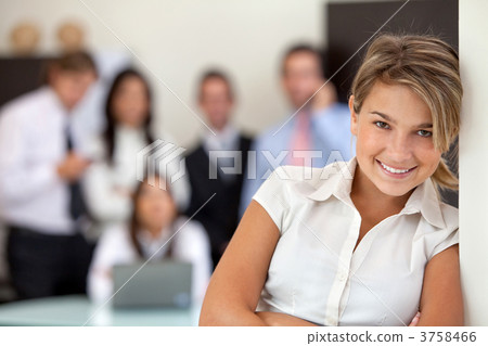 Business woman leading a team 3758466