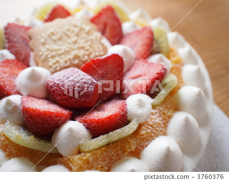 birthday cake, strawberries, strawberry 3760376