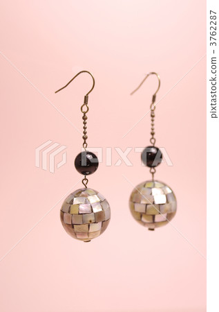 Earrings 3762287