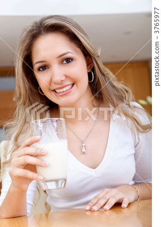 Woman in breakfast Woman in breakfast 3765977