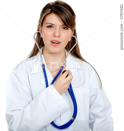 Female doctor 3765982