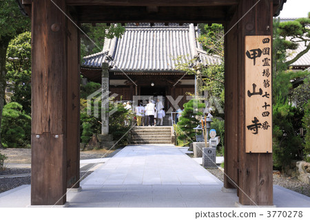 四國神社工廠74號佛教寺院“Koyama-ji”中間門，正殿 3770278