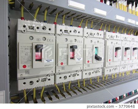 Complex electronic circuit 3770648