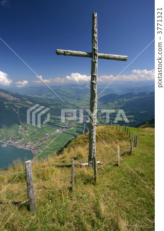 Cross on top of Rigi 3771321