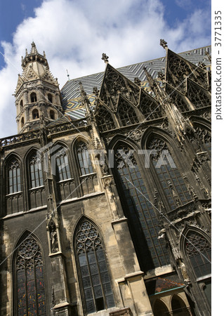 St. Stephens cathedral in Vienna 3771335