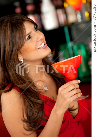 Woman at the bar Woman at the bar 3775180