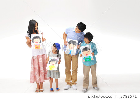 4人家庭561580_kiy 3782571