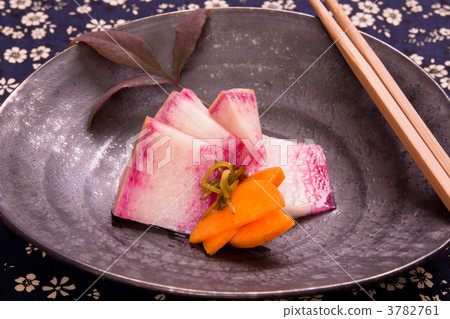 Pickled red radish Pickled red radish 3782761