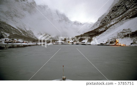 Fjord cruise 3785751