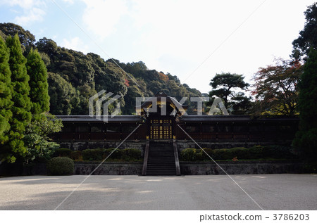 Senggung Temple, Tsukiwa Ling (Buddhist temple of the Imperial family) 3786203