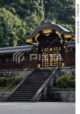 Senggung Temple, Tsukiwa Ling (Buddhist temple of the Imperial family) 3786206