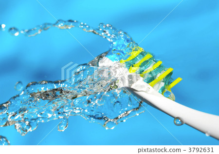 dental brush dental brush 3792631