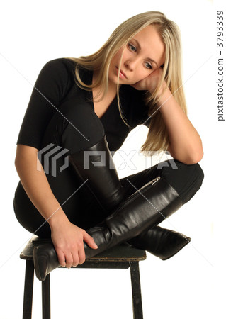 The thoughtful girl The thoughtful girl 3793339