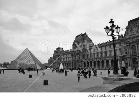 France Paris Louvre Museum Monochrome 3805852