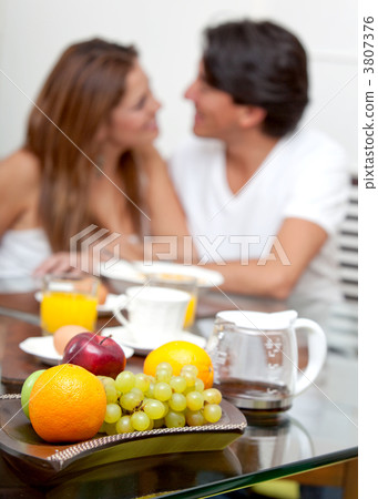 Couple having breakfast 3807376