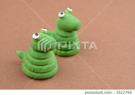 A snake 3822768