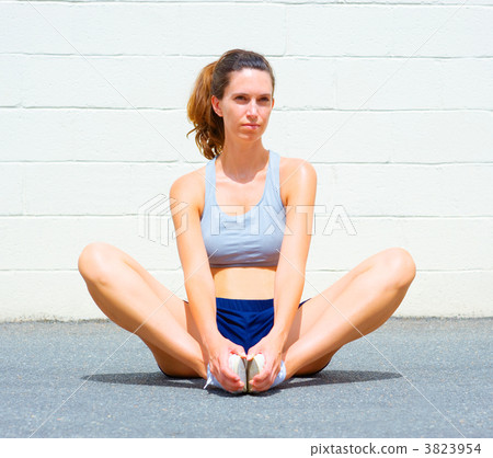 Urban Mature Woman Exercising 3823954