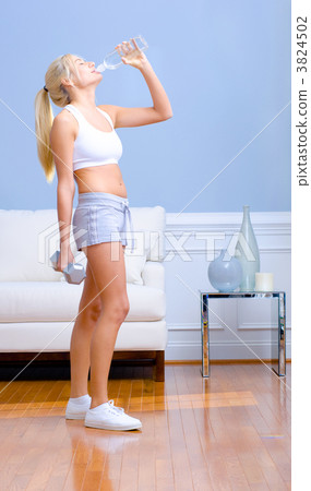 Young Woman Exercising 3824502