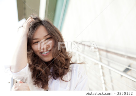 female, lady, woman 3830132