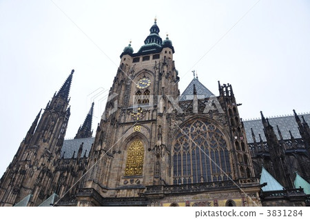 Prague Castle and St. Vitus Cathedral 3831284