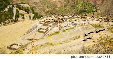 Inca ruins 3831511