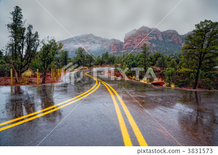 Road through Red Rocks Road through Red Rocks 3831573